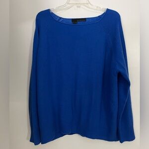 360 Cashmere light sweater in excellent condition.